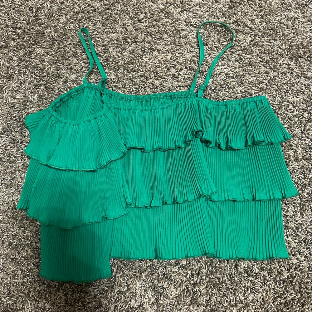 ruffle top - Picture 2 of 2